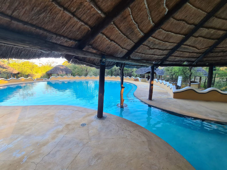 Pool ist tabu - zuerst kommt die Arbeit;-)