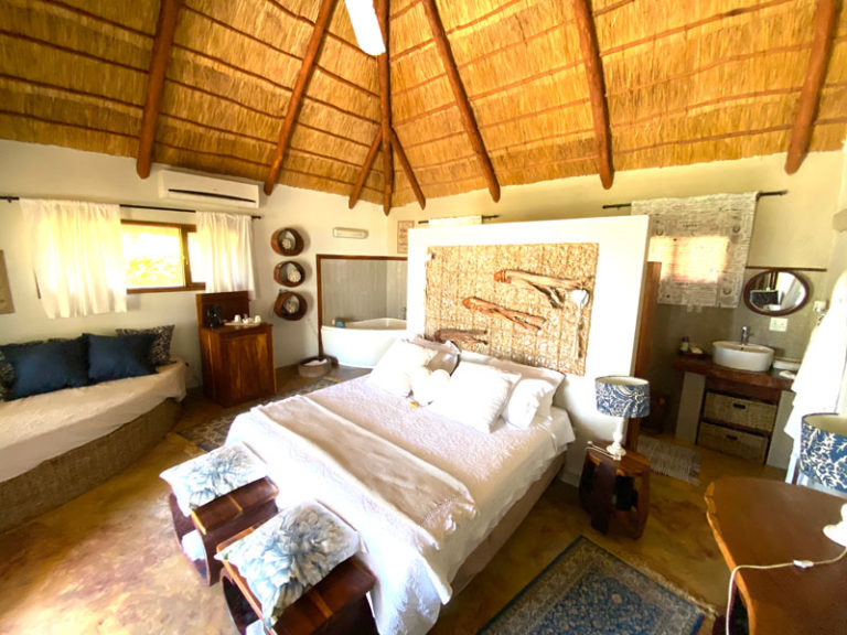 Honeymoon Suite
