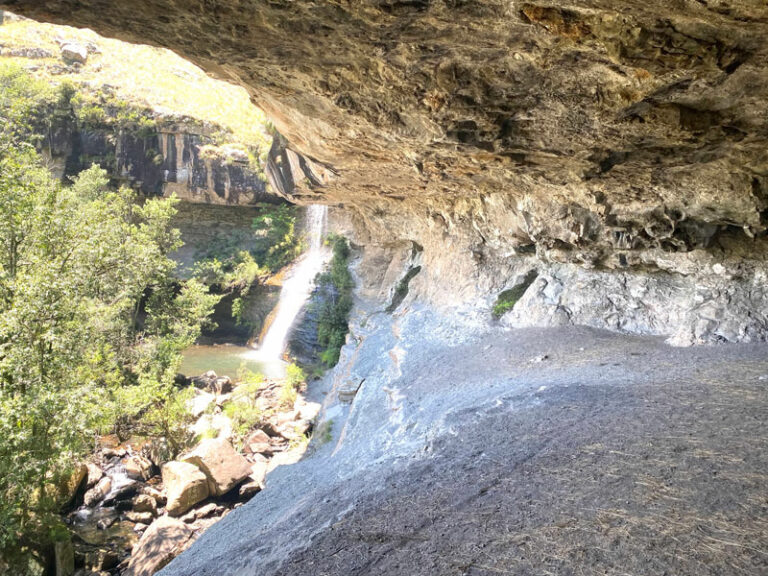 Die zweite Höhle etwas tiefer