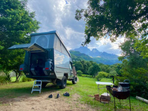 Read more about the article Blog 28 – Südafrika T3: Vom Wandern, schönen Cottages, Ohrwürmern, riesigen Burgern und einem Jubiläum!