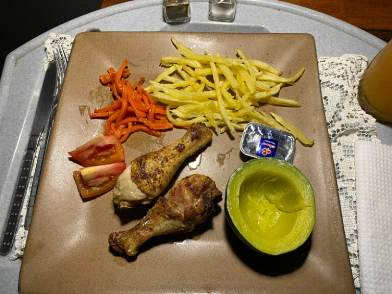 Scheiss Essen - sieht sogar hier nach mehr aus, als es wirklich war!