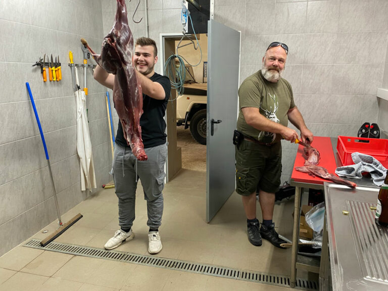 Vater & Sohn machen unser Nachtessen klar