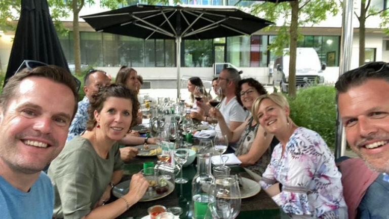 Abschied im kleinen Rahmen