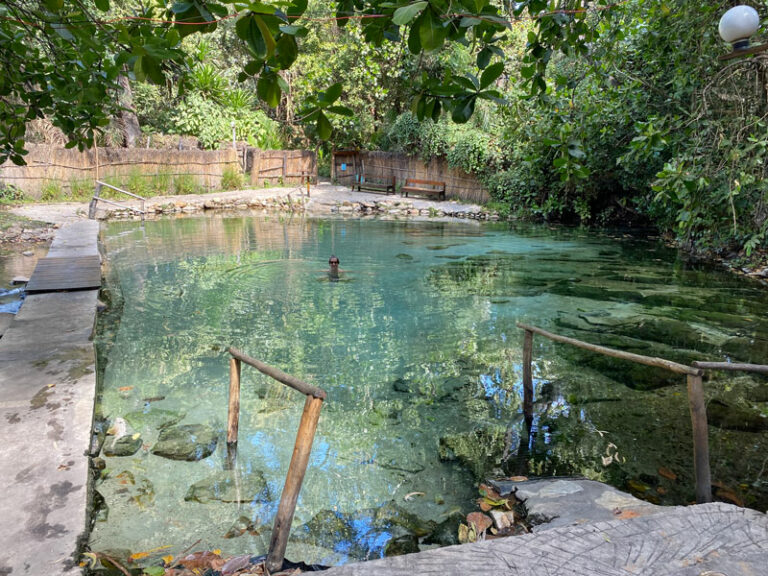 Kapishya Hot Springs