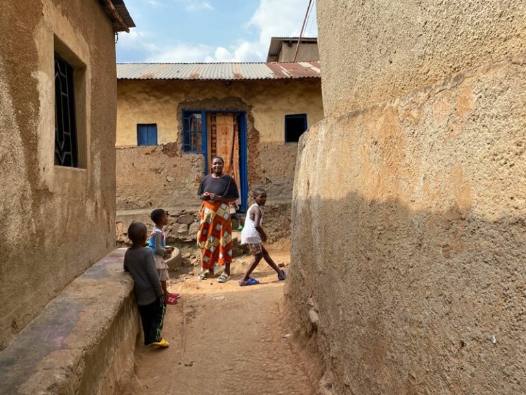 Im "Slum" von Kigali