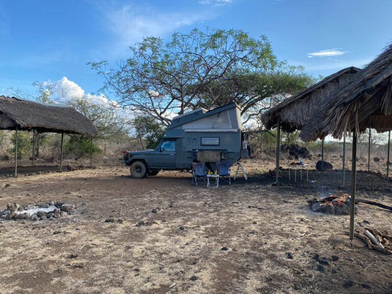 Mojito auf der Chyulu Public Campsite