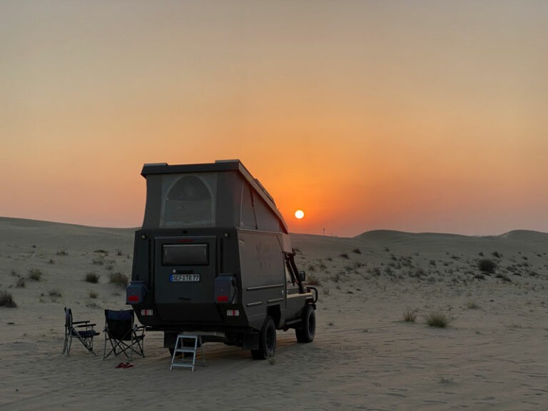 Wunderschöne Abendstimmung in den Dünen Dubais