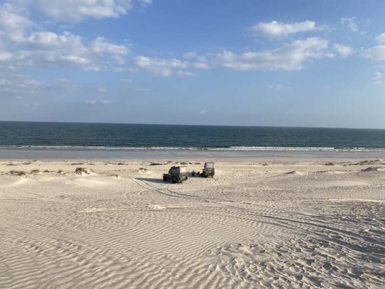 Nachtlager zwischen den Sugar Dunes und dem Meer