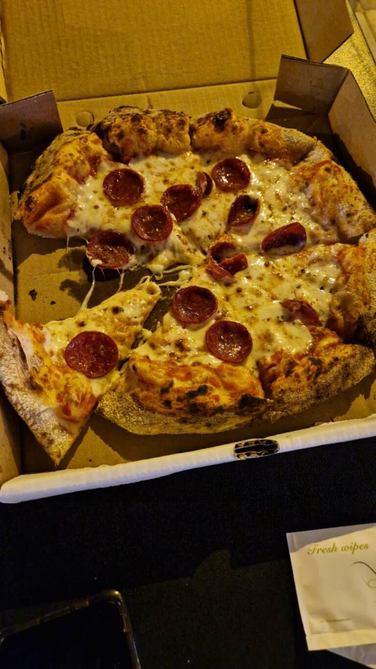 Angeblich die beste Pizza auf der Arabischen Halbinsel