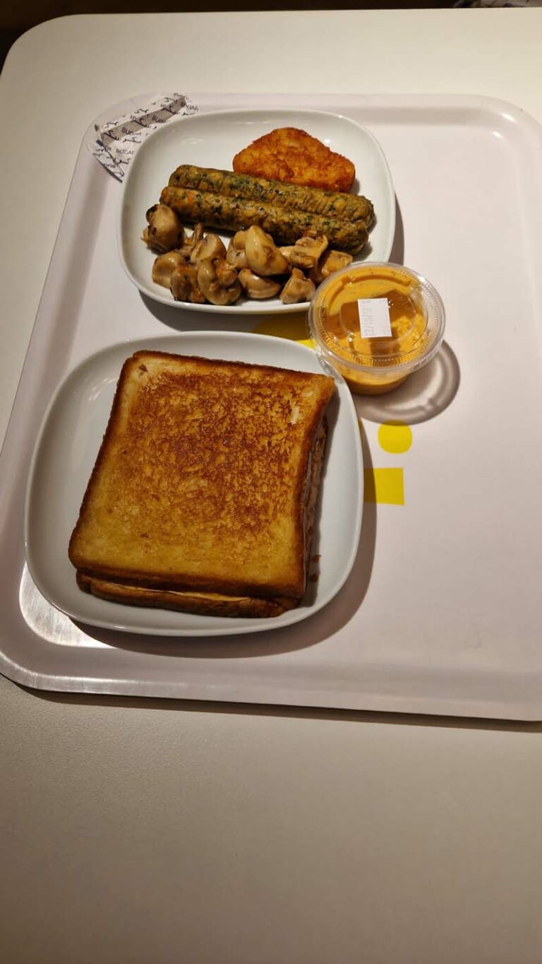 Frühstück in der Ikea