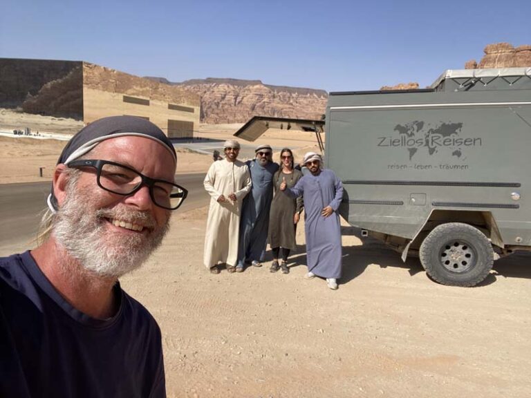Gruppenfoto mit den Emiratis