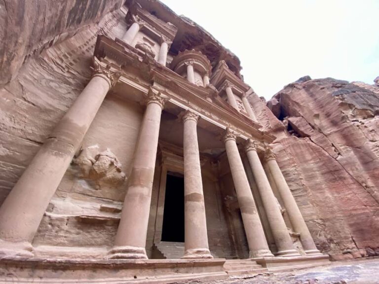 The Treasury, oder Al Khazna
