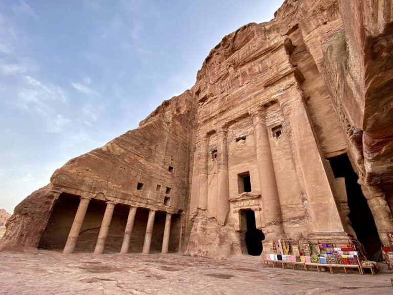Oben bei der Urn Tomb
