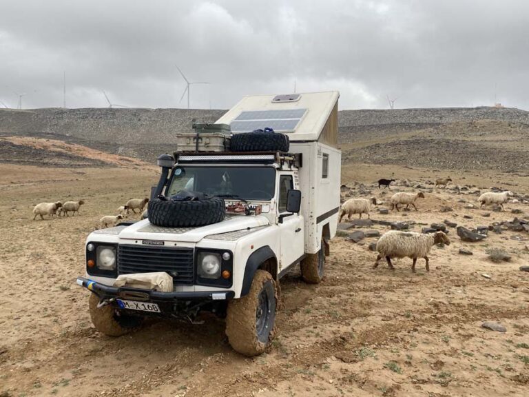 Follow the White Landy nach der Rutschpartie