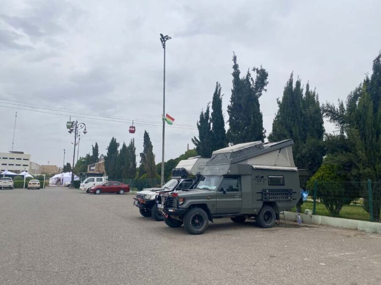 Unser Camp auf dem Parkplatz in Erbil