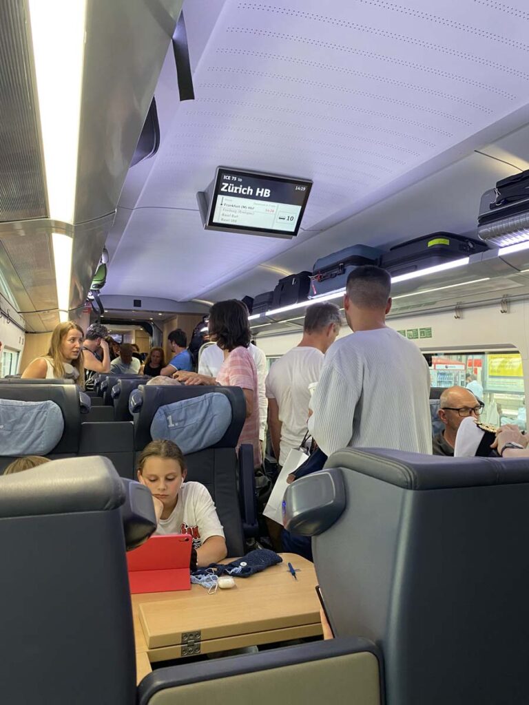 So sieht die 1. Klasse in der Deutschen Bahn aus