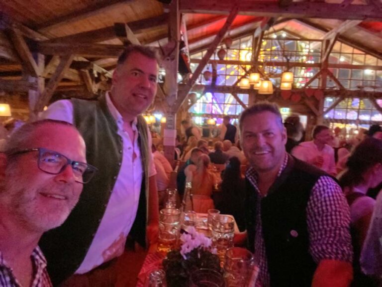 Georg, der kleine Robin und wir