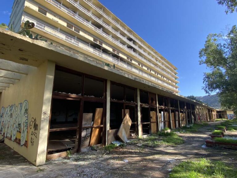 Hotelruine 3