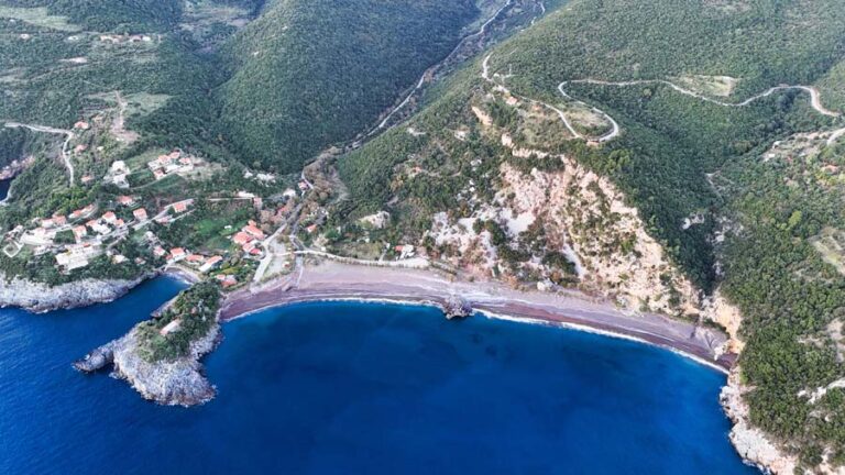 Limnionas Beach