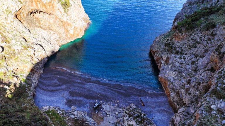 Vitouri Beach