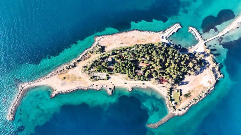 Island of Dreams aus der Luft