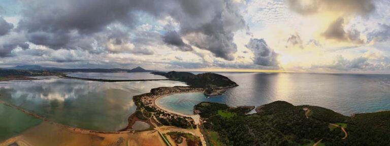 Voidokilia Bay