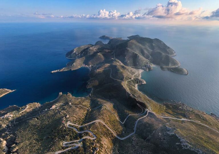 Die südlichste Spitze Griechenlands aus der Luft