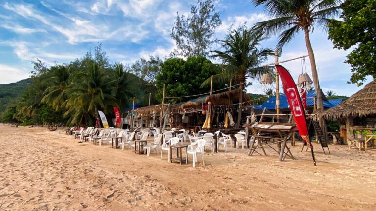 Sairee Beach